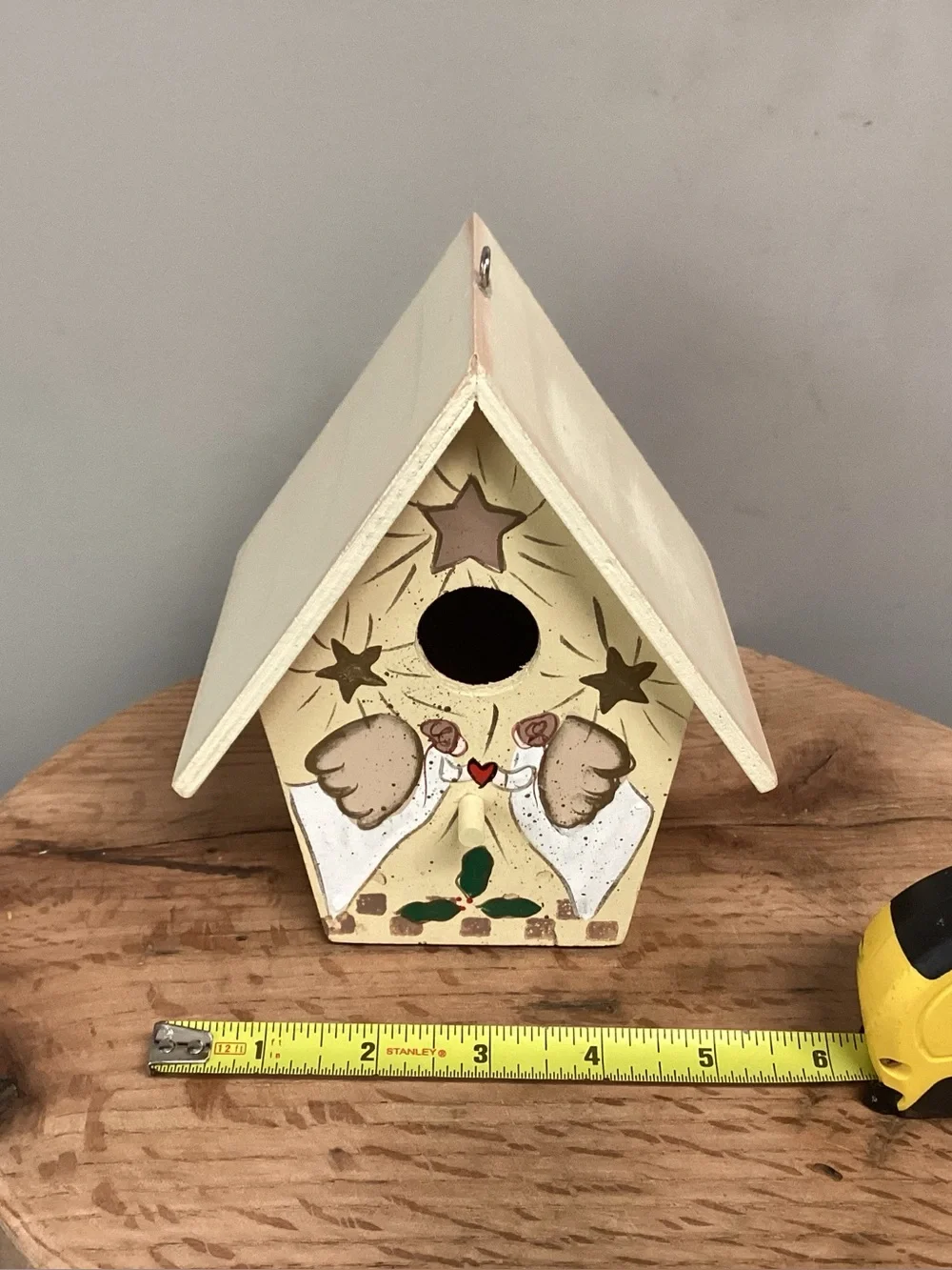 🔴 Beautiful Solid Wood Crafted Birdhouse - Hand Painted - Peace / Love / Joy